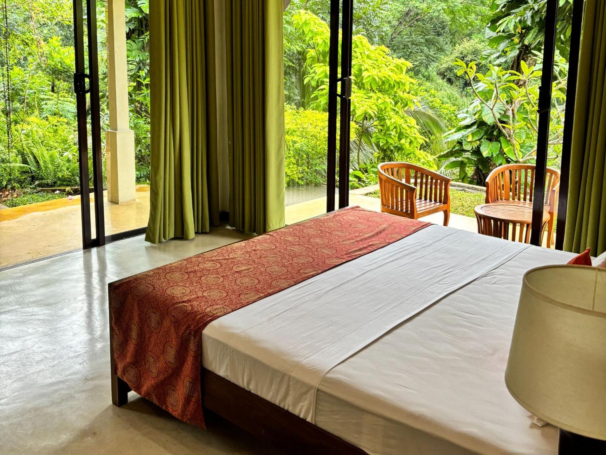 Aqua Dunhinda Villa Kandy Bagian luar foto
