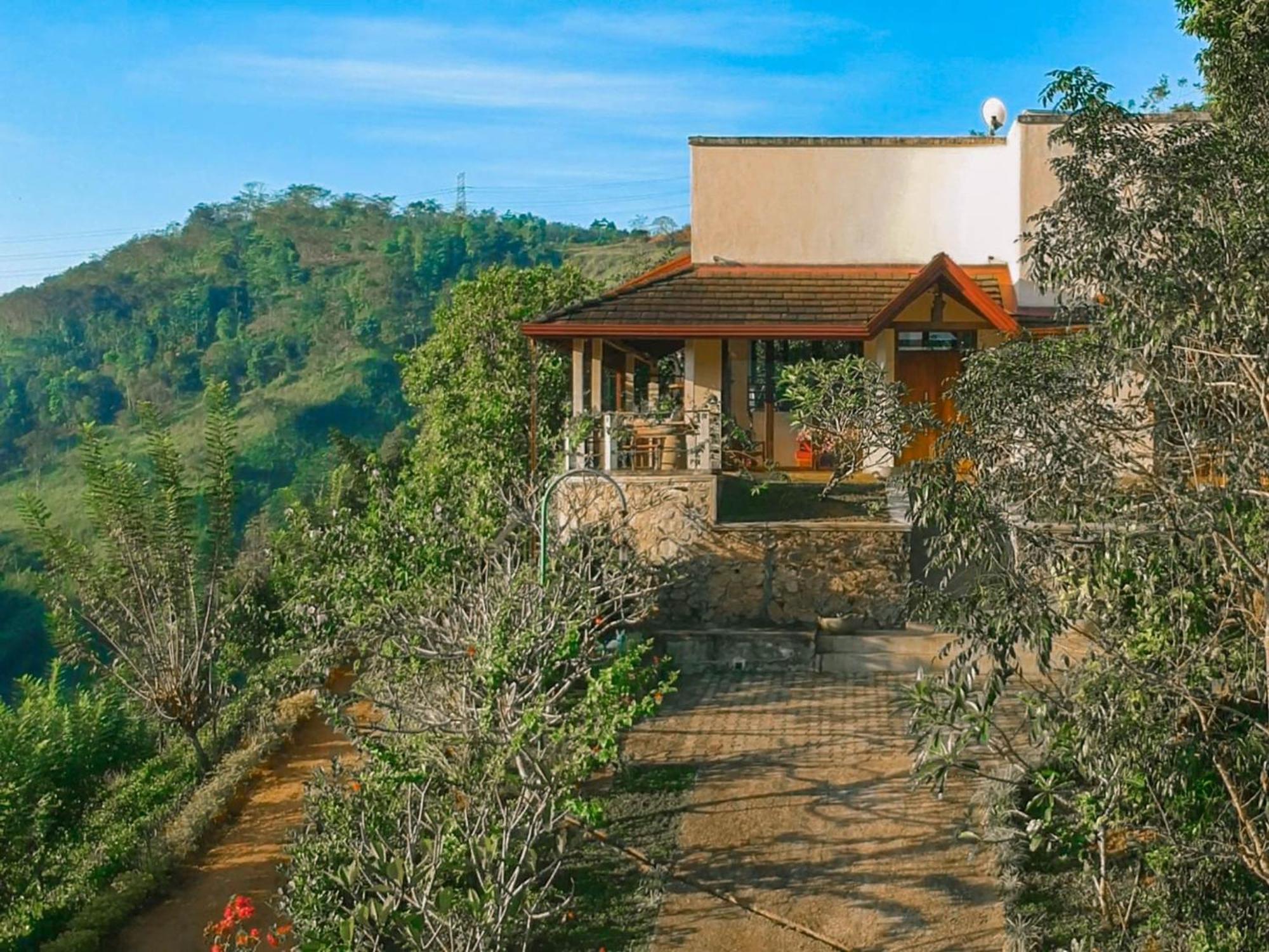 Aqua Dunhinda Villa Kandy Bagian luar foto