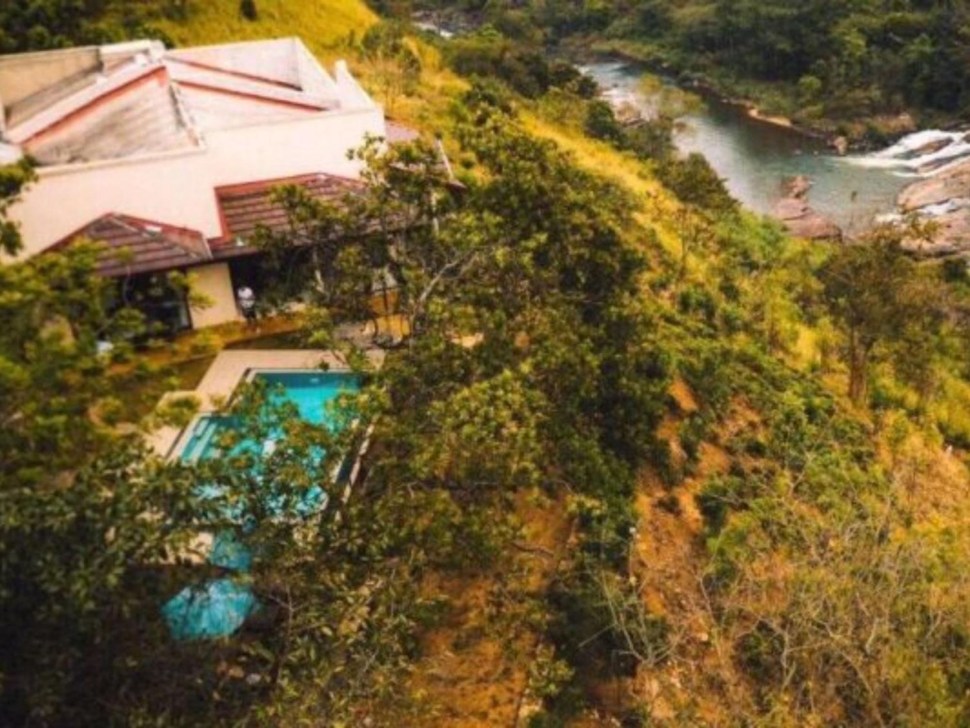 Aqua Dunhinda Villa Kandy Bagian luar foto